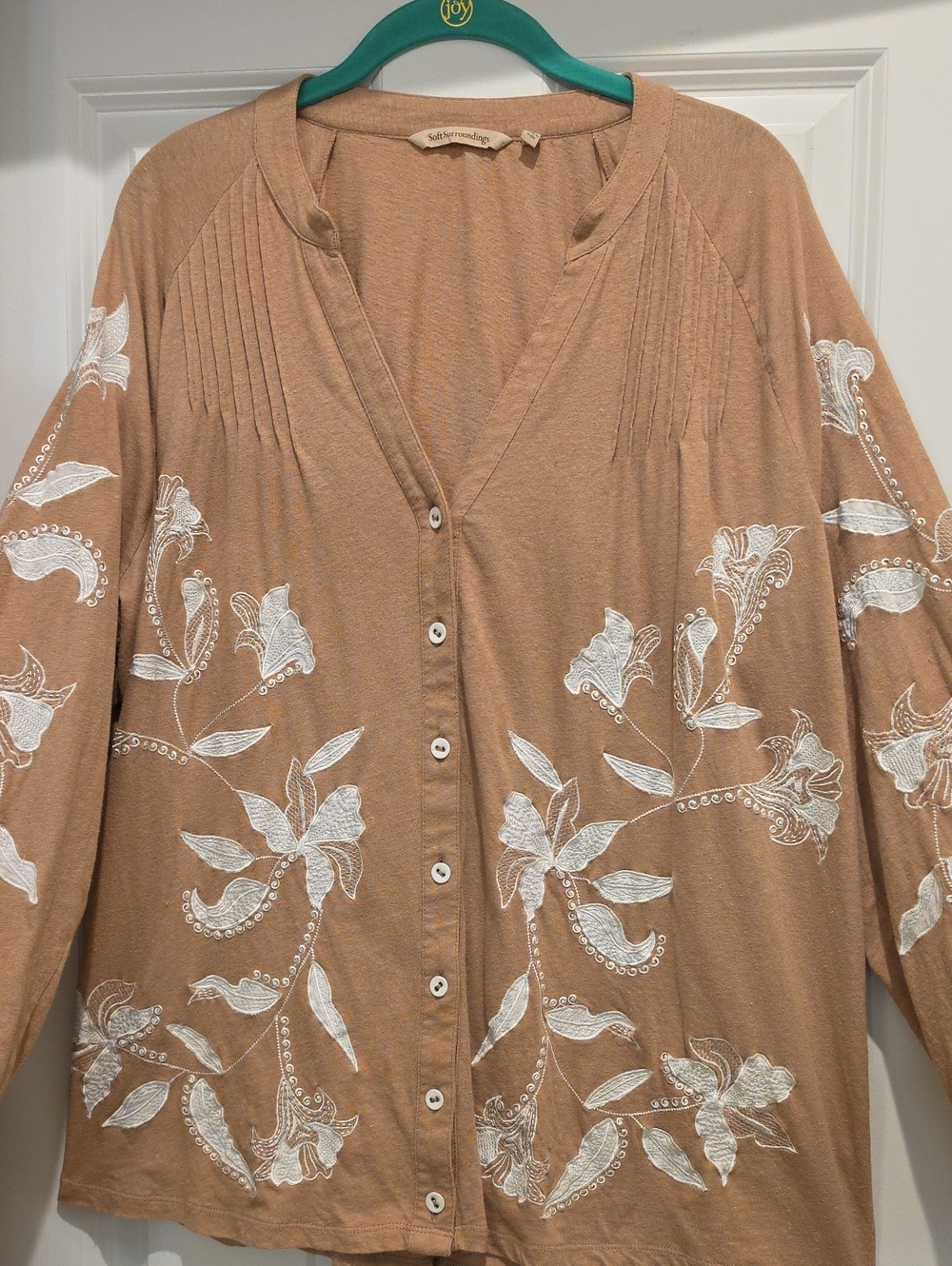 Soft Surroundings Tan Button-Front Top with White Floral Embroidery 2x